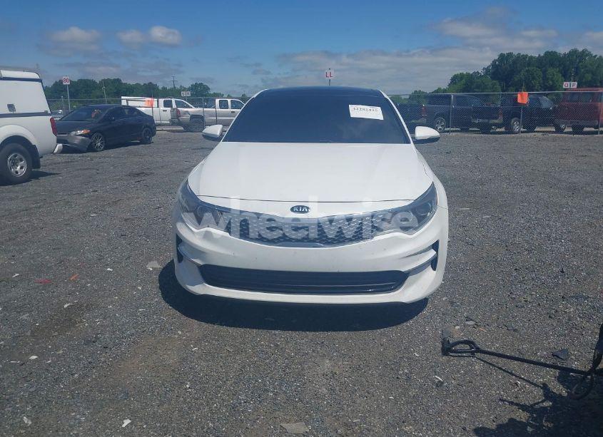 Photo 12 of 2016 Kia Optima EX (VIN 5XXGU4L31GG078375)