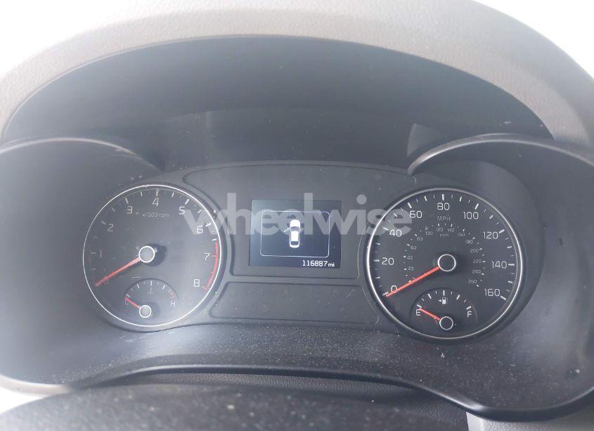 Photo 7 of 2016 Kia Optima EX (VIN 5XXGU4L31GG078375)