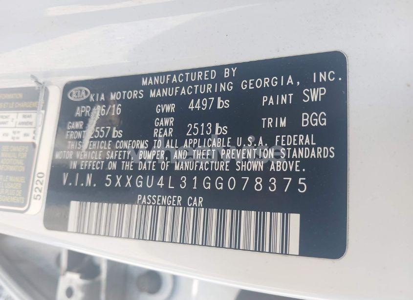 Photo 9 of 2016 Kia Optima EX (VIN 5XXGU4L31GG078375)