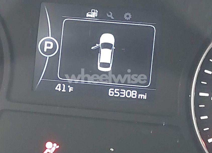 Photo 16 of 2016 Kia Optima EX (VIN 5XXGU4L31GG080501)