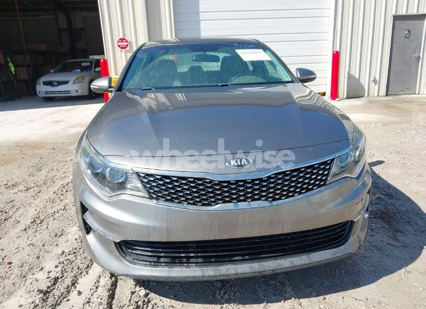 Photo 6 of 2016 Kia Optima EX (VIN 5XXGU4L31GG120107)