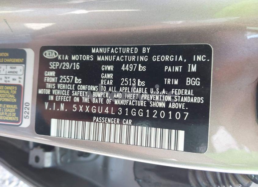 Photo 9 of 2016 Kia Optima EX (VIN 5XXGU4L31GG120107)