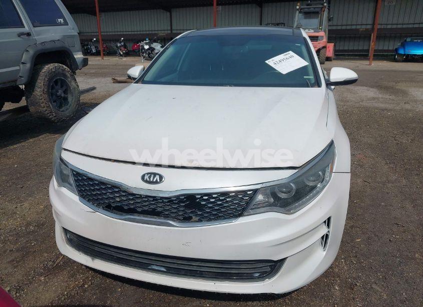 Photo 12 of 2017 Kia Optima EX (VIN 5XXGU4L31HG132307)