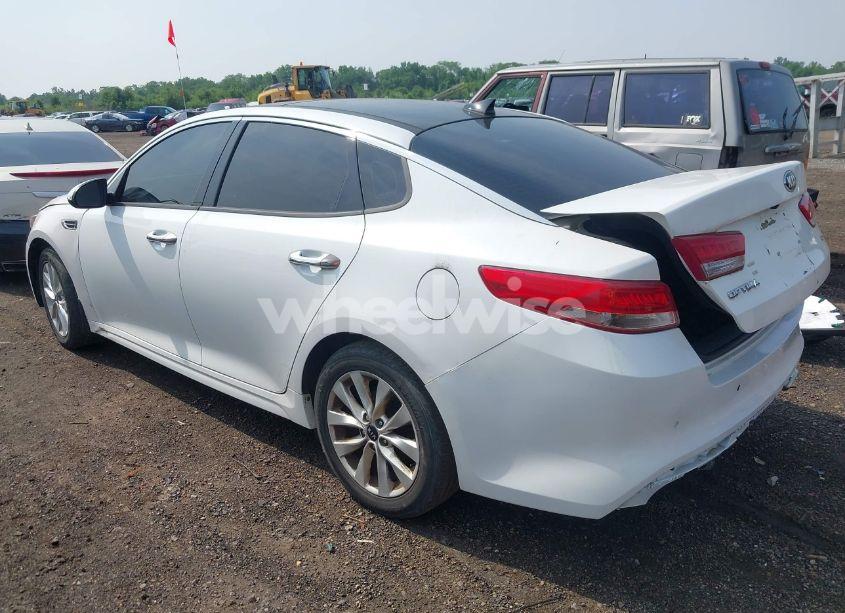 Photo 3 of 2017 Kia Optima EX (VIN 5XXGU4L31HG132307)