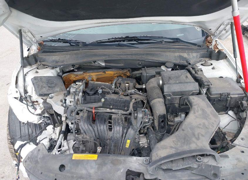 Photo 10 of 2018 Kia Optima EX (VIN 5XXGU4L31JG199480)