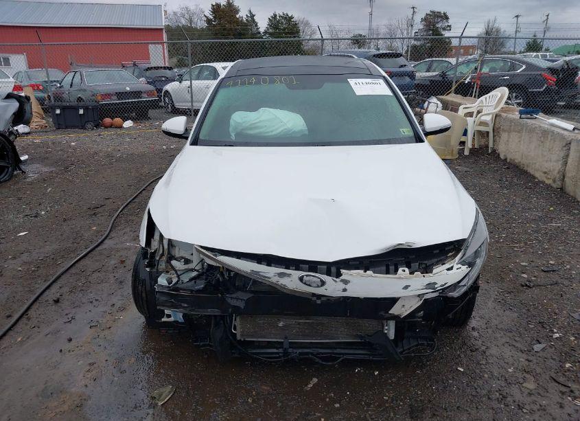 Photo 13 of 2016 Kia Optima EX (VIN 5XXGU4L32GG050794)