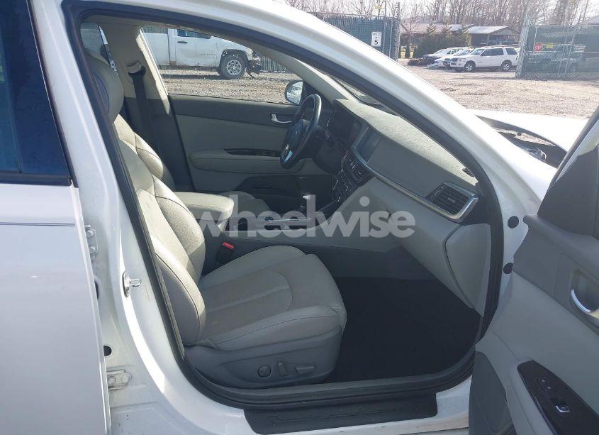 Photo 5 of 2016 Kia Optima EX (VIN 5XXGU4L32GG080832)