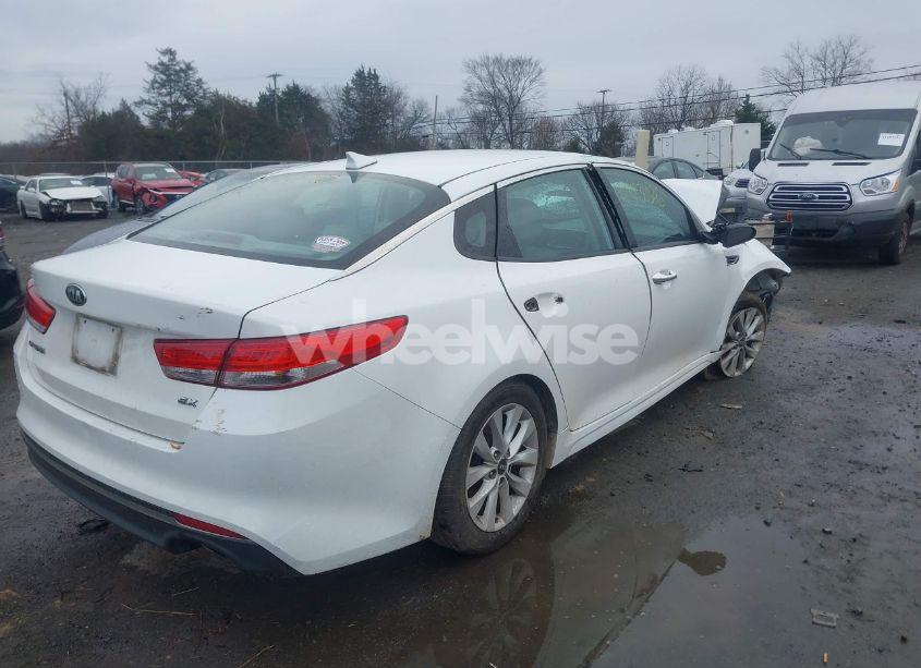 Photo 4 of 2016 Kia Optima EX (VIN 5XXGU4L32GG092608)