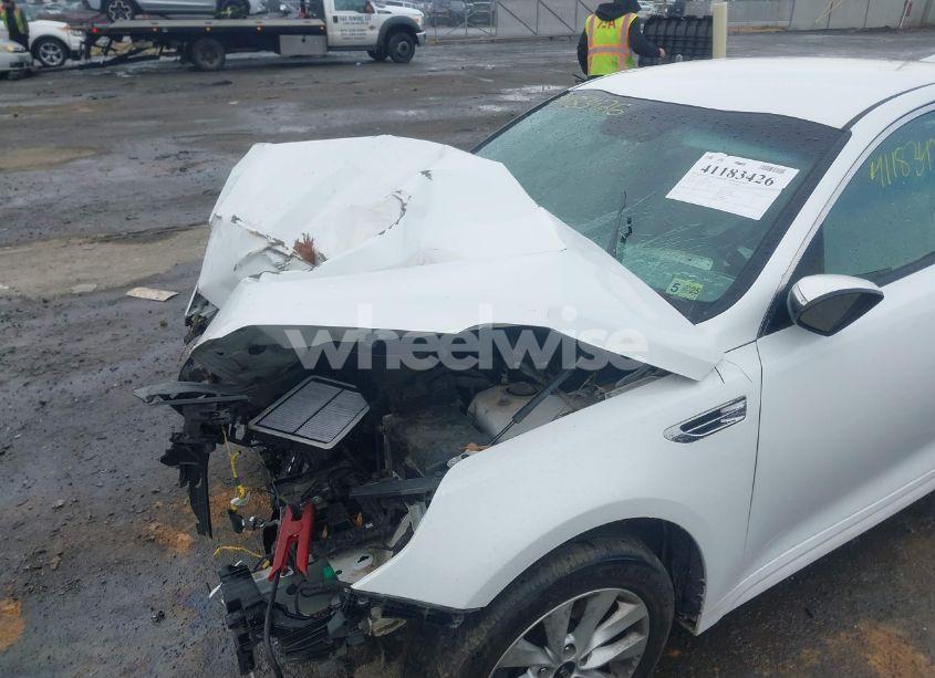 Photo 6 of 2016 Kia Optima EX (VIN 5XXGU4L32GG092608)