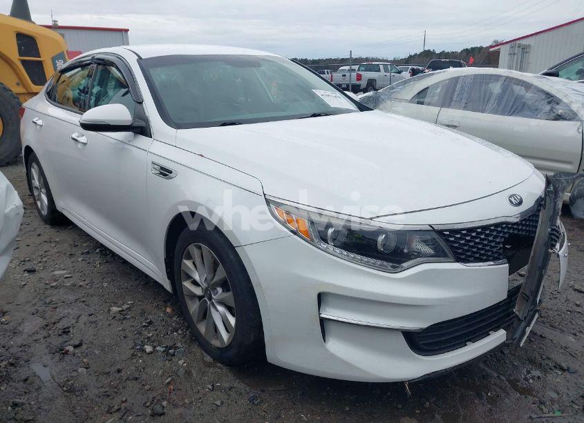 2016 Kia Optima EX (VIN 5XXGU4L32GG096951) main photo