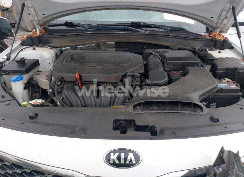 Photo 10 of 2016 Kia Optima EX (VIN 5XXGU4L32GG096951)