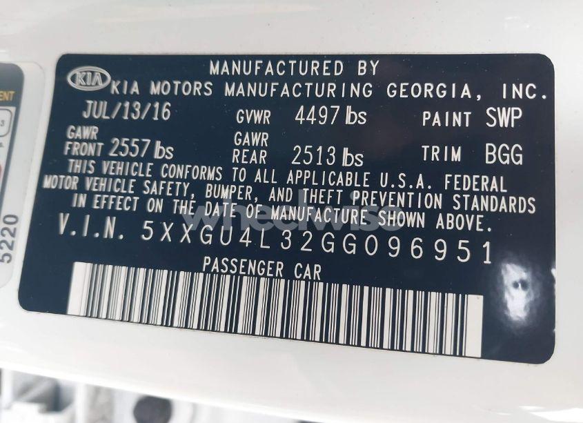 Photo 9 of 2016 Kia Optima EX (VIN 5XXGU4L32GG096951)