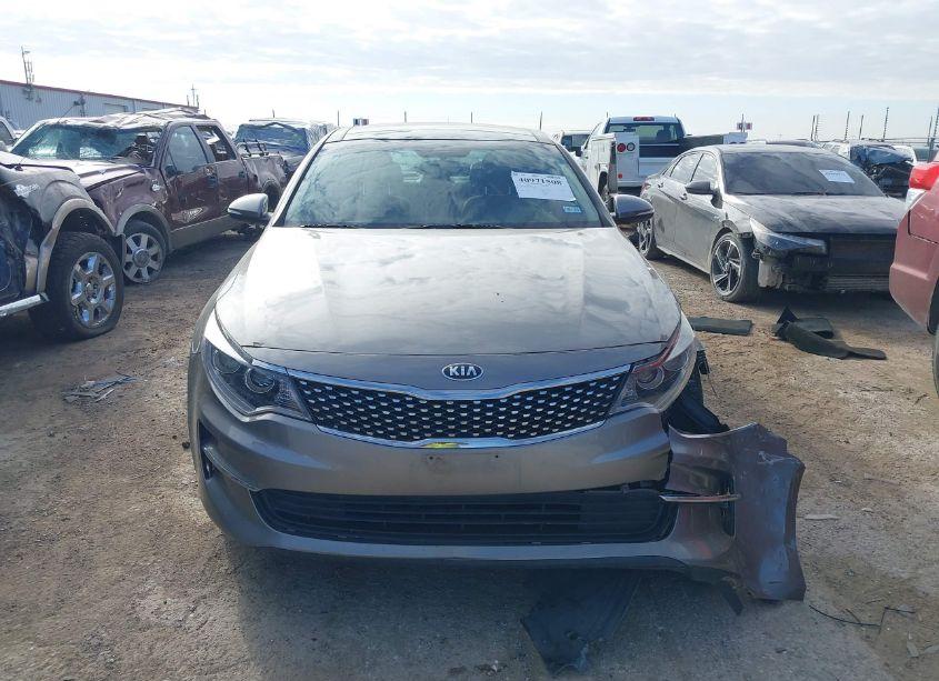 Photo 12 of 2016 Kia Optima EX (VIN 5XXGU4L32GG100027)