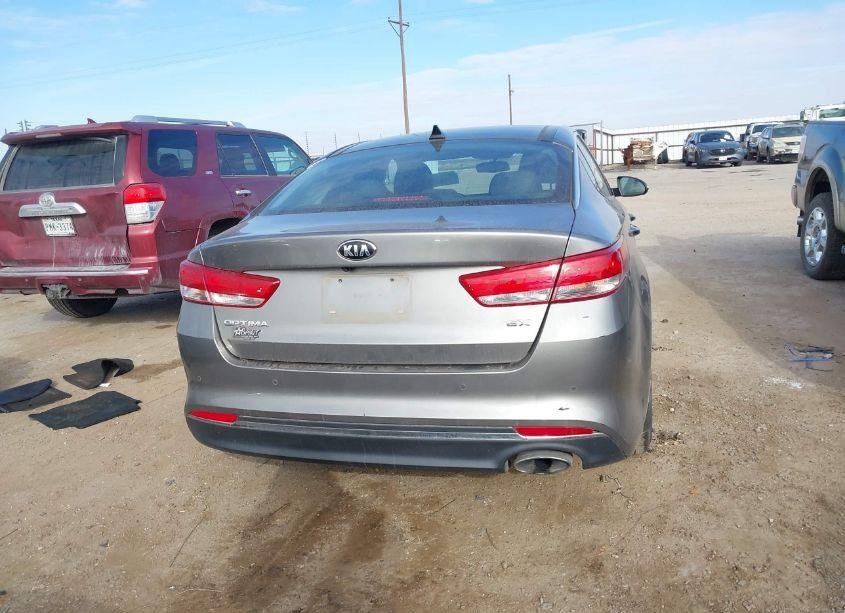 Photo 16 of 2016 Kia Optima EX (VIN 5XXGU4L32GG100027)