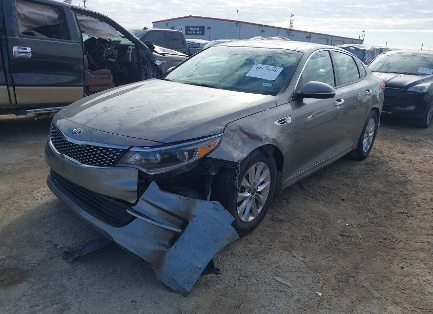 Photo 2 of 2016 Kia Optima EX (VIN 5XXGU4L32GG100027)
