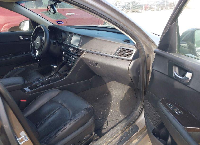 Photo 5 of 2016 Kia Optima EX (VIN 5XXGU4L32GG100027)