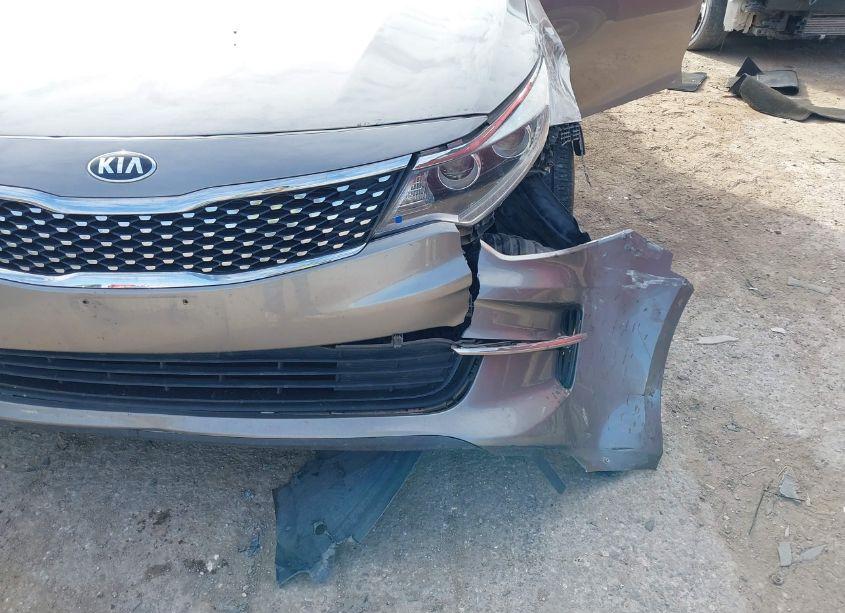 Photo 6 of 2016 Kia Optima EX (VIN 5XXGU4L32GG100027)