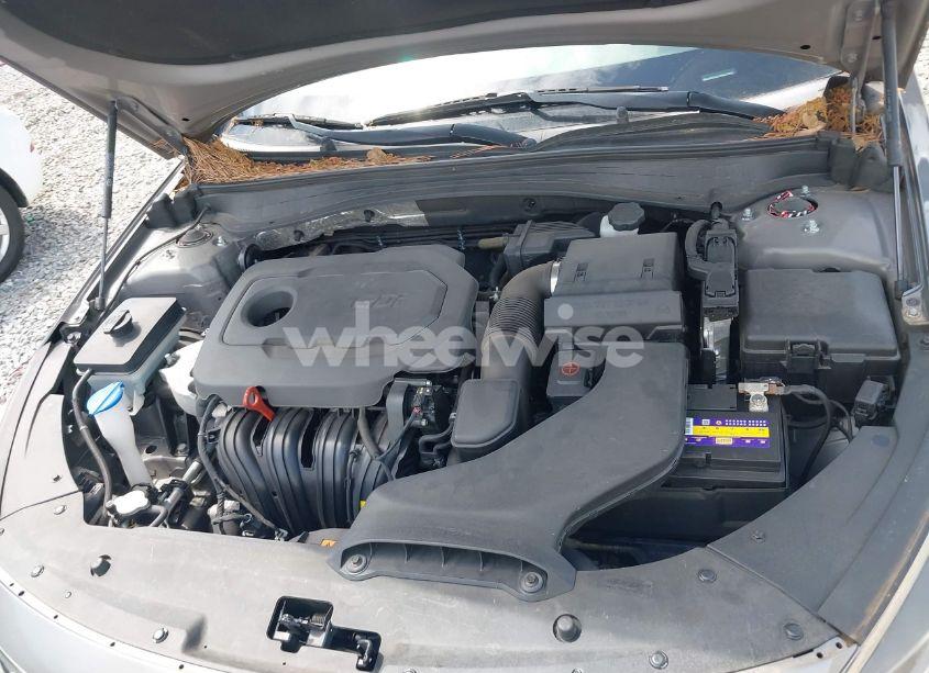 Photo 10 of 2017 Kia Optima EX (VIN 5XXGU4L32HG175960)