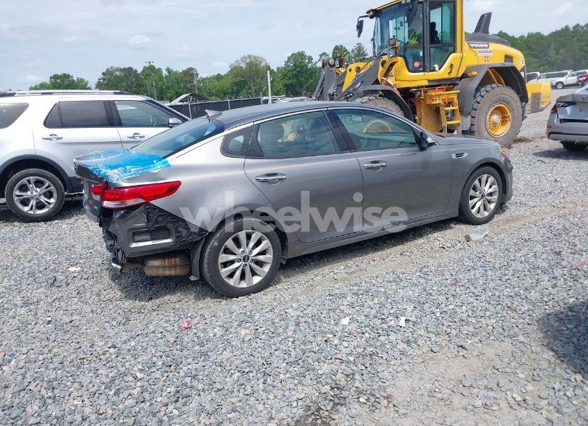 Photo 4 of 2017 Kia Optima EX (VIN 5XXGU4L32HG175960)