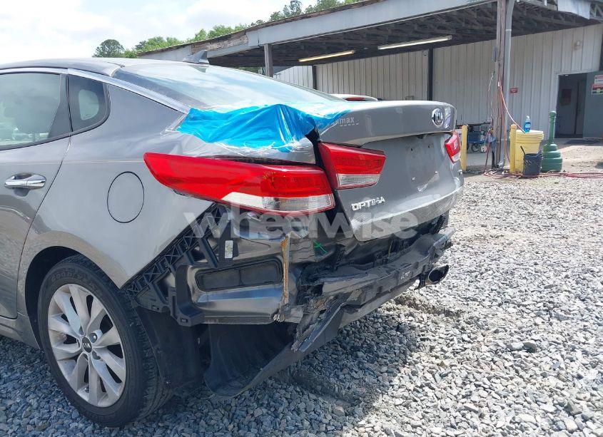 Photo 6 of 2017 Kia Optima EX (VIN 5XXGU4L32HG175960)