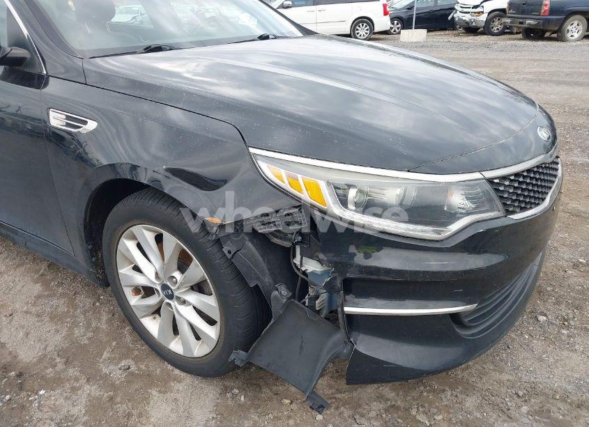 Photo 6 of 2018 Kia Optima EX (VIN 5XXGU4L32JG193039)