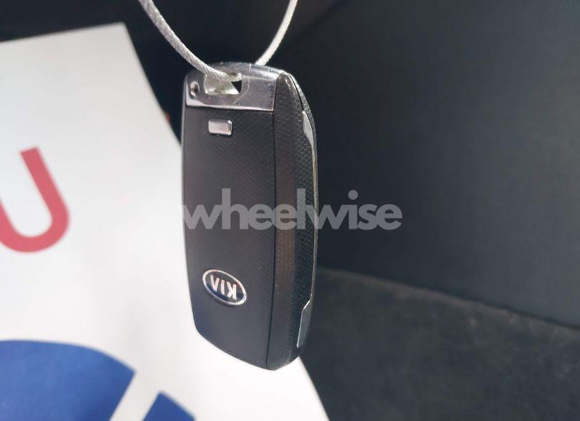 Photo 11 of 2018 Kia Optima EX (VIN 5XXGU4L32JG201205)