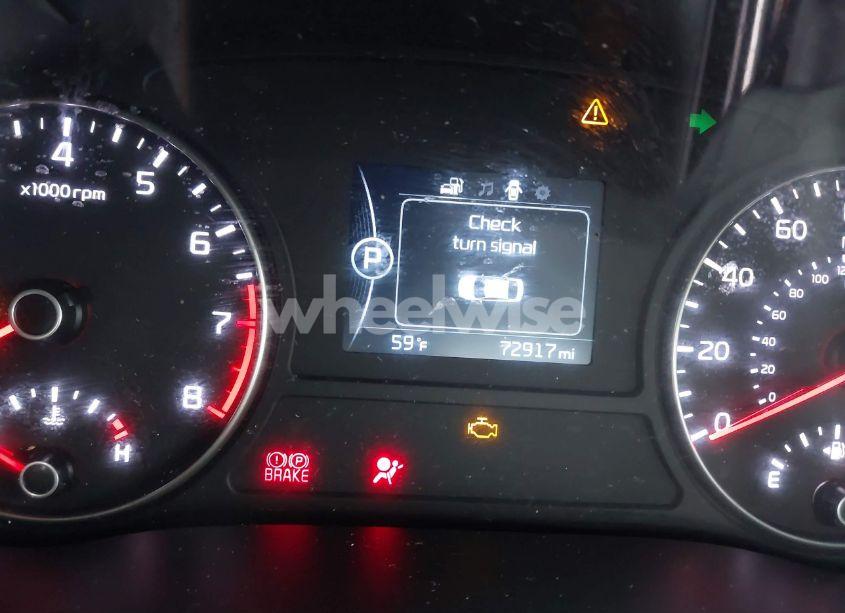 Photo 16 of 2018 Kia Optima EX (VIN 5XXGU4L32JG201205)