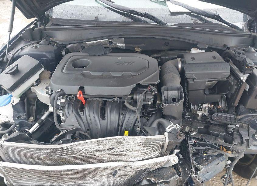 Photo 10 of 2018 Kia Optima EX (VIN 5XXGU4L32JG221342)