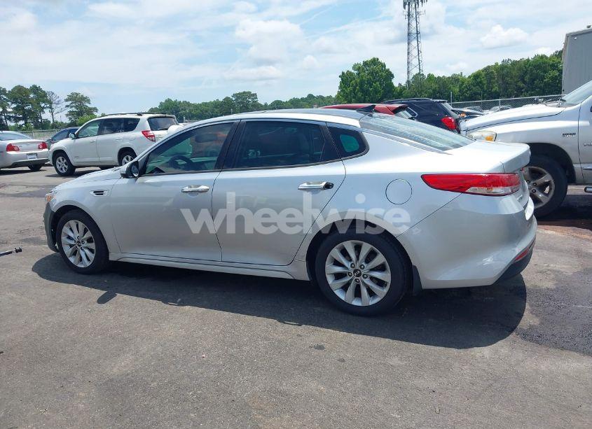 Photo 14 of 2016 Kia Optima EX (VIN 5XXGU4L33GG055180)