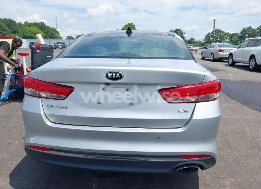 Photo 16 of 2016 Kia Optima EX (VIN 5XXGU4L33GG055180)