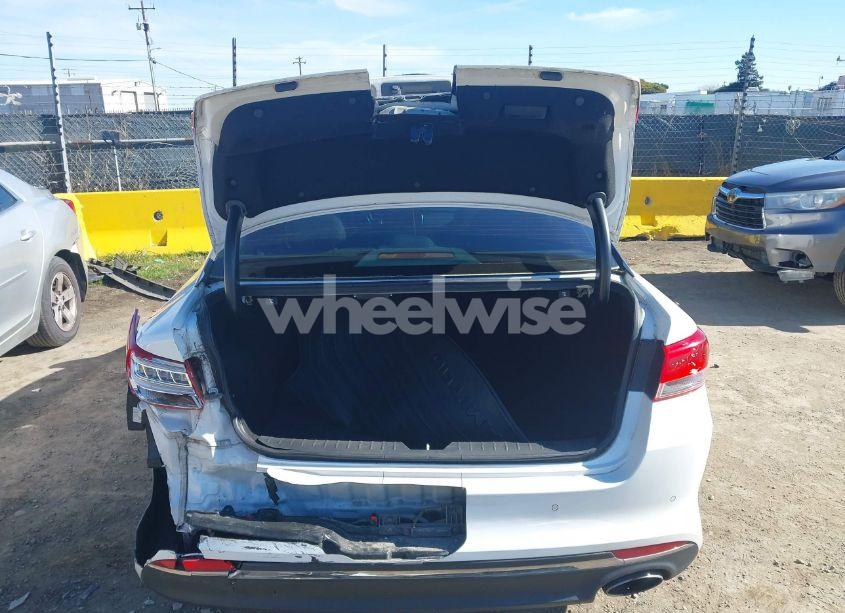 Photo 17 of 2016 Kia Optima EX (VIN 5XXGU4L33GG057978)