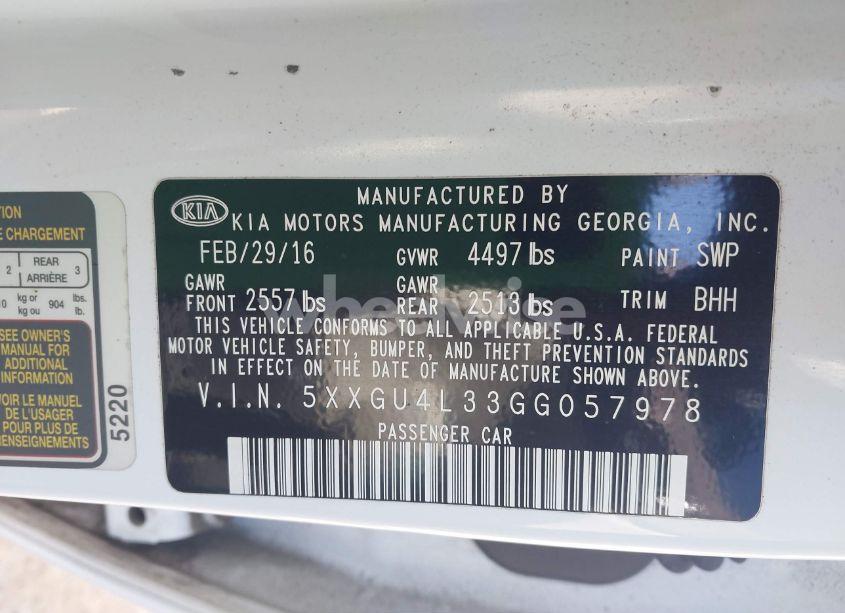 Photo 9 of 2016 Kia Optima EX (VIN 5XXGU4L33GG057978)