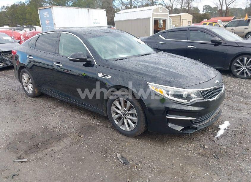 2016 Kia Optima EX (VIN 5XXGU4L33GG062484) main photo