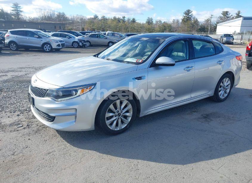 Photo 2 of 2016 Kia Optima EX (VIN 5XXGU4L33GG063604)