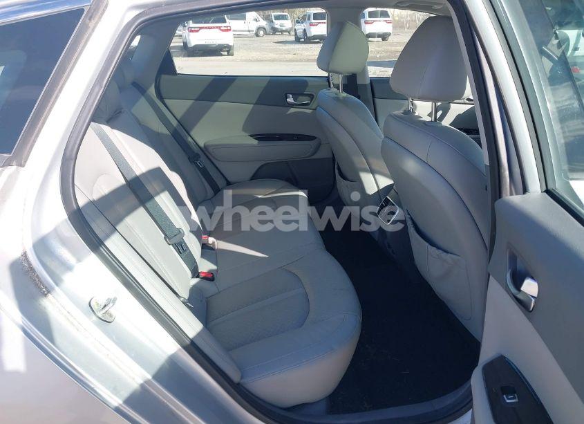 Photo 8 of 2016 Kia Optima EX (VIN 5XXGU4L33GG063604)