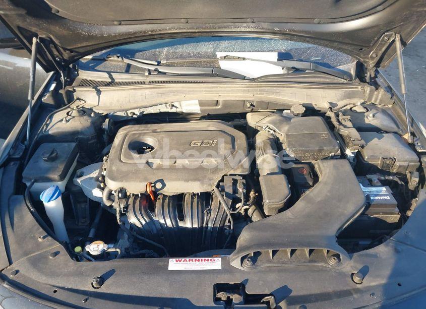 Photo 10 of 2016 Kia Optima EX (VIN 5XXGU4L33GG075431)