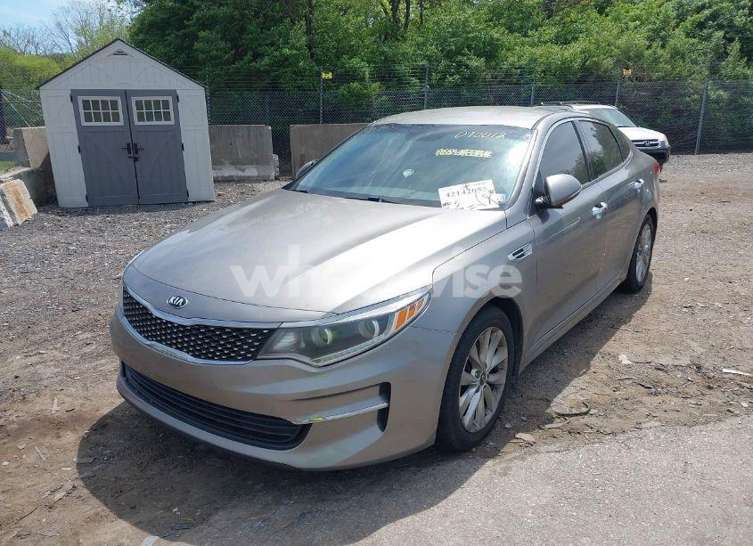 Photo 6 of 2016 Kia Optima EX (VIN 5XXGU4L33GG090012)