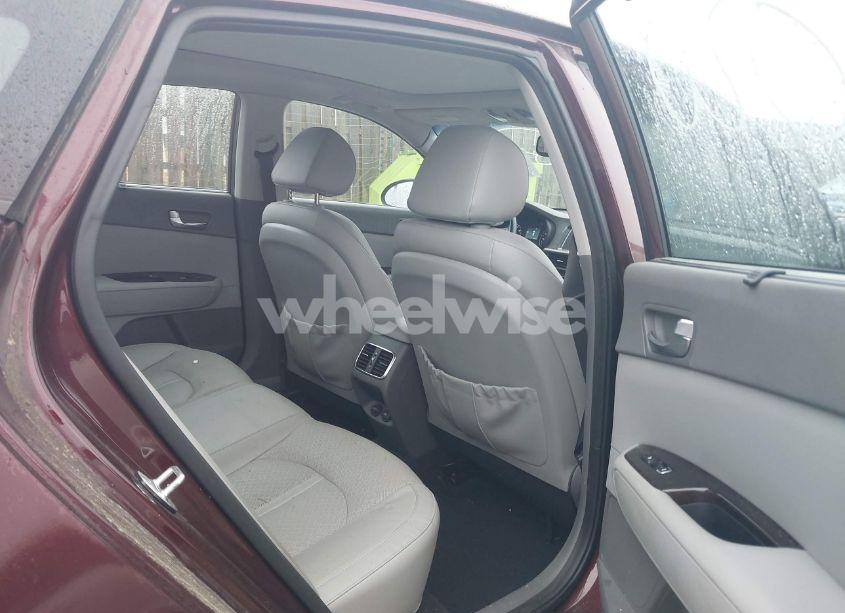 Photo 8 of 2016 Kia Optima EX (VIN 5XXGU4L33GG098577)