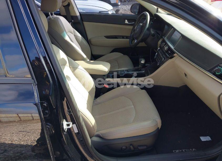 Photo 5 of 2017 Kia Optima EX (VIN 5XXGU4L33HG153871)