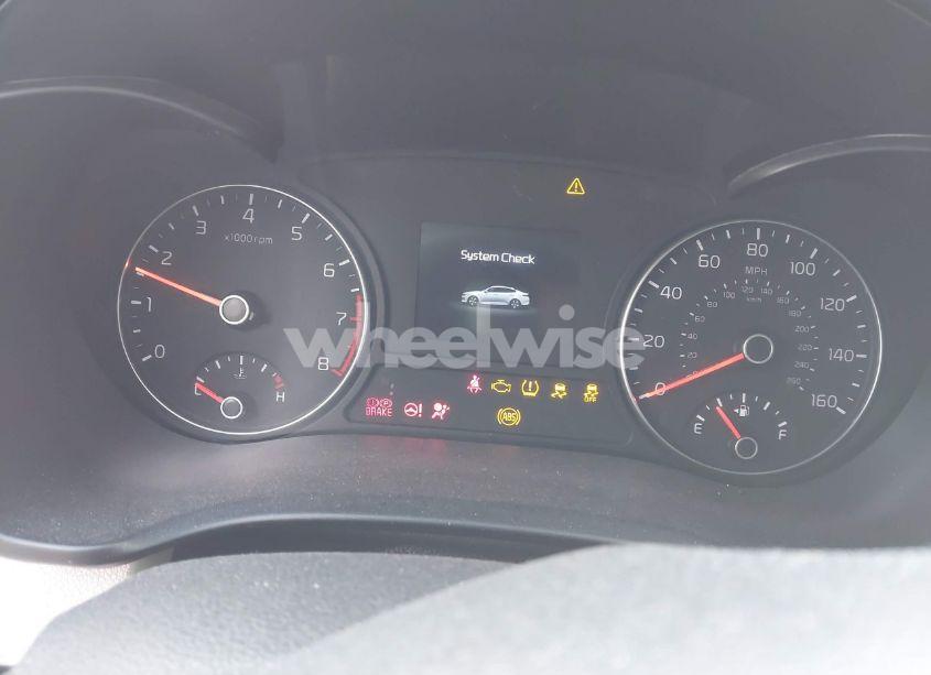 Photo 7 of 2017 Kia Optima EX (VIN 5XXGU4L33HG153871)