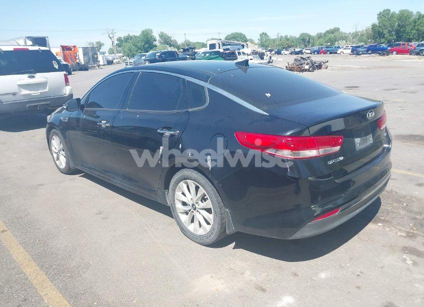 Photo 3 of 2017 Kia Optima EX (VIN 5XXGU4L33HG168578)