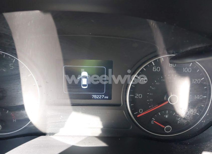 Photo 14 of 2017 Kia Optima EX (VIN 5XXGU4L33HG171500)