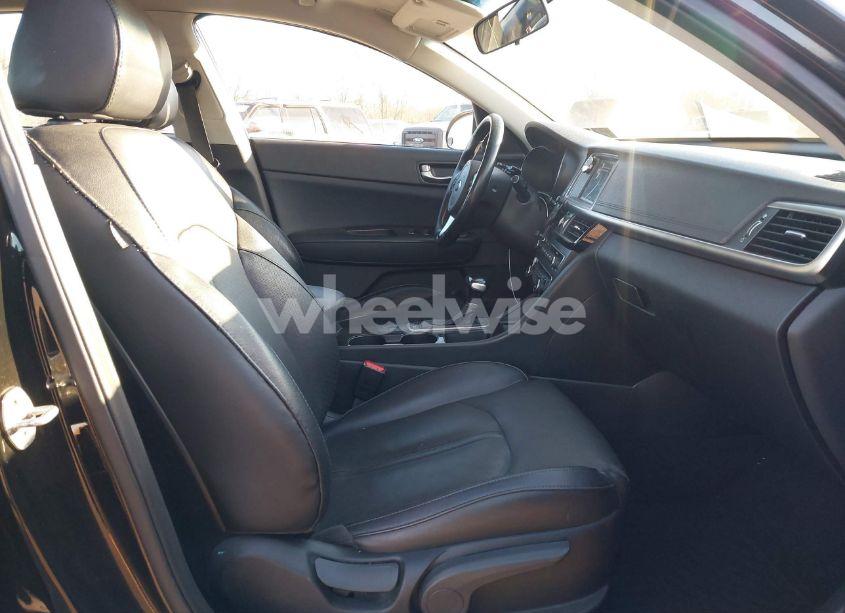 Photo 5 of 2017 Kia Optima EX (VIN 5XXGU4L33HG176003)