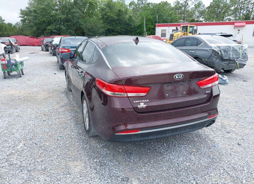 Photo 3 of 2018 Kia Optima EX (VIN 5XXGU4L33JG241597)