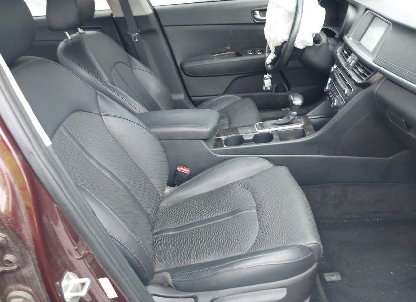 Photo 5 of 2018 Kia Optima EX (VIN 5XXGU4L33JG241597)