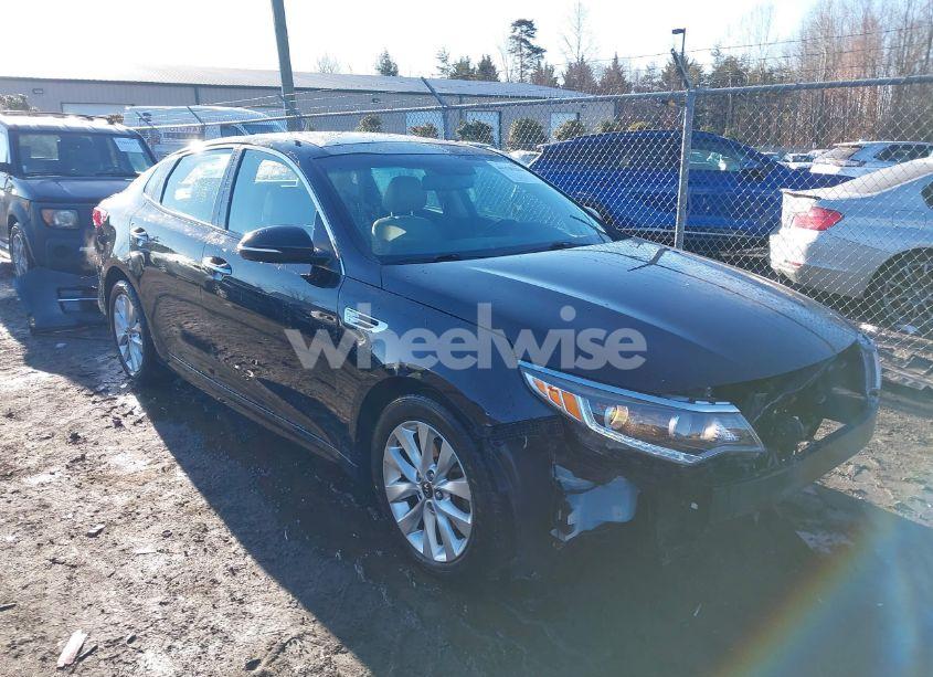 2016 Kia Optima EX (VIN 5XXGU4L34GG007462) main photo