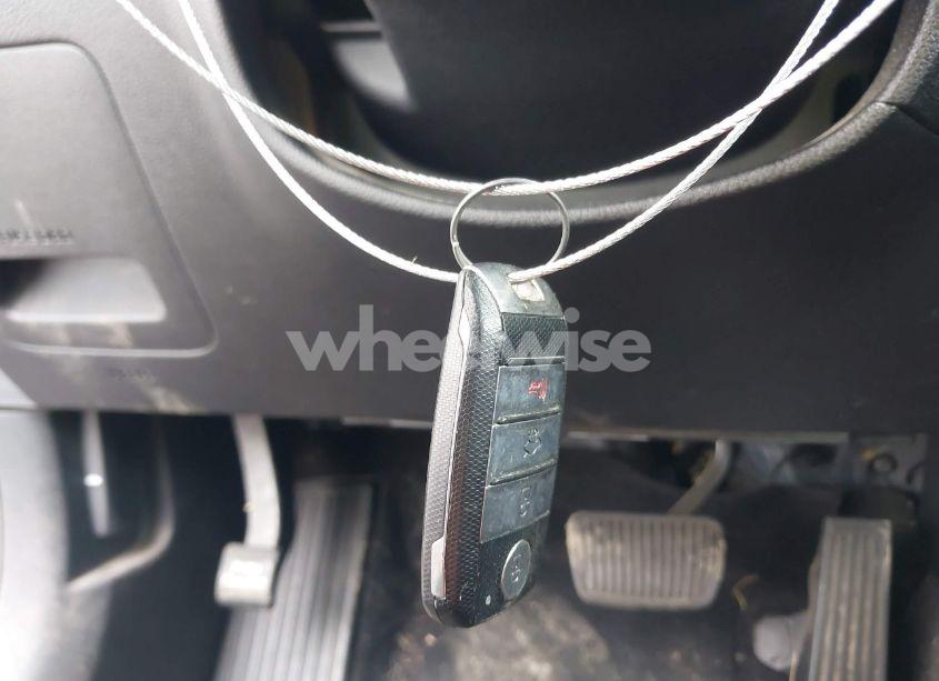 Photo 11 of 2016 Kia Optima EX (VIN 5XXGU4L34GG010877)