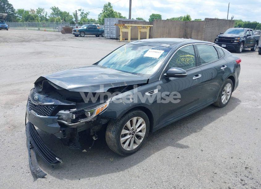 Photo 2 of 2016 Kia Optima EX (VIN 5XXGU4L34GG010877)