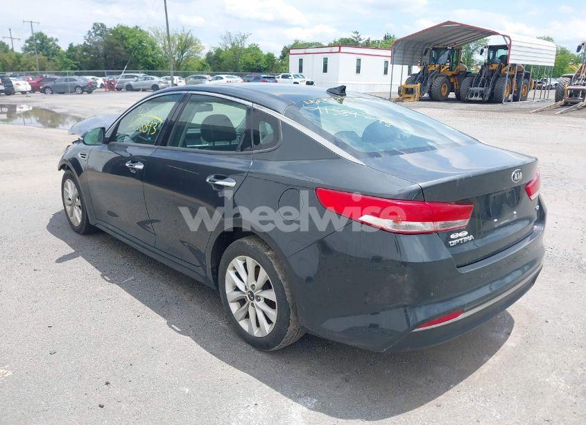 Photo 3 of 2016 Kia Optima EX (VIN 5XXGU4L34GG010877)