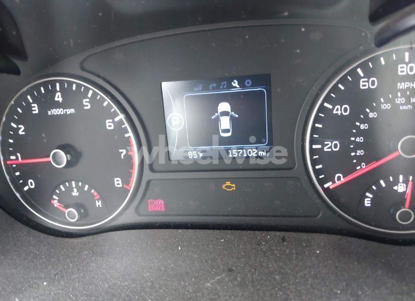 Photo 7 of 2016 Kia Optima EX (VIN 5XXGU4L34GG010877)